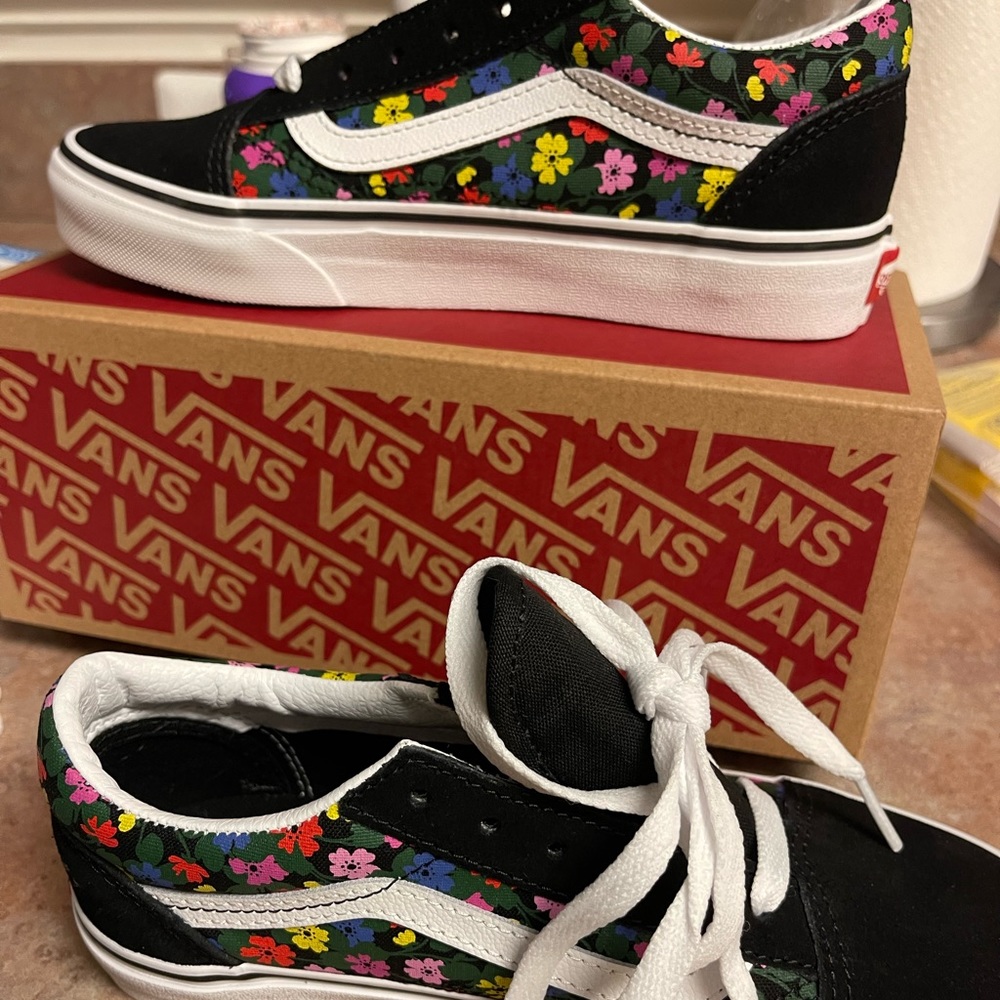 Kids floral vans